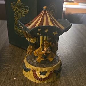 Boyds Bears Patriotic Carousel Figurine